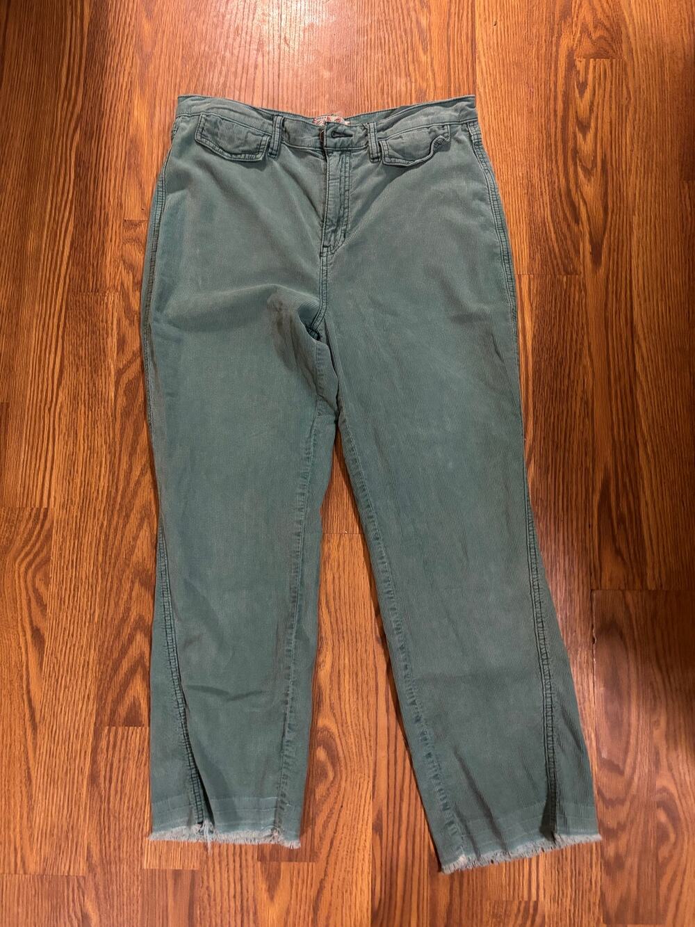 NWOT We The Free Free People Green Corduroy Fall Preppy Wide Leg High Rise Pants